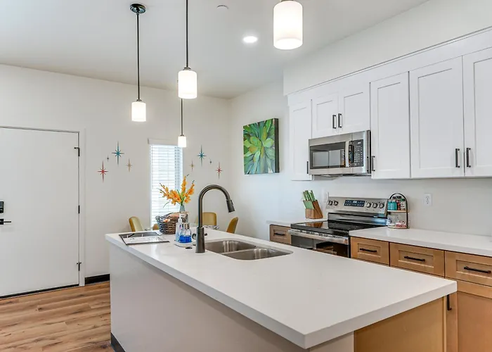Newly Finished, High-end Near Tucson's Best! Holiday home Tucson